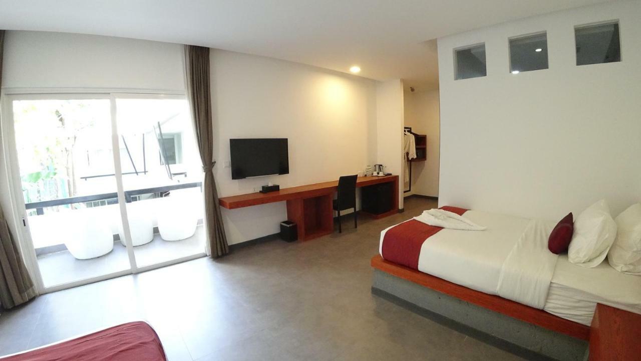 Hotel Records Phnom Penh Eksteriør bilde