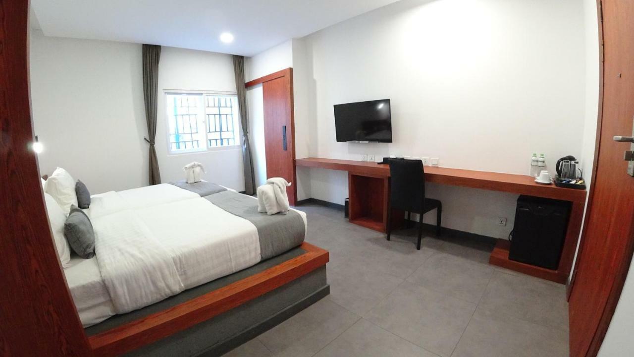 Hotel Records Phnom Penh Eksteriør bilde