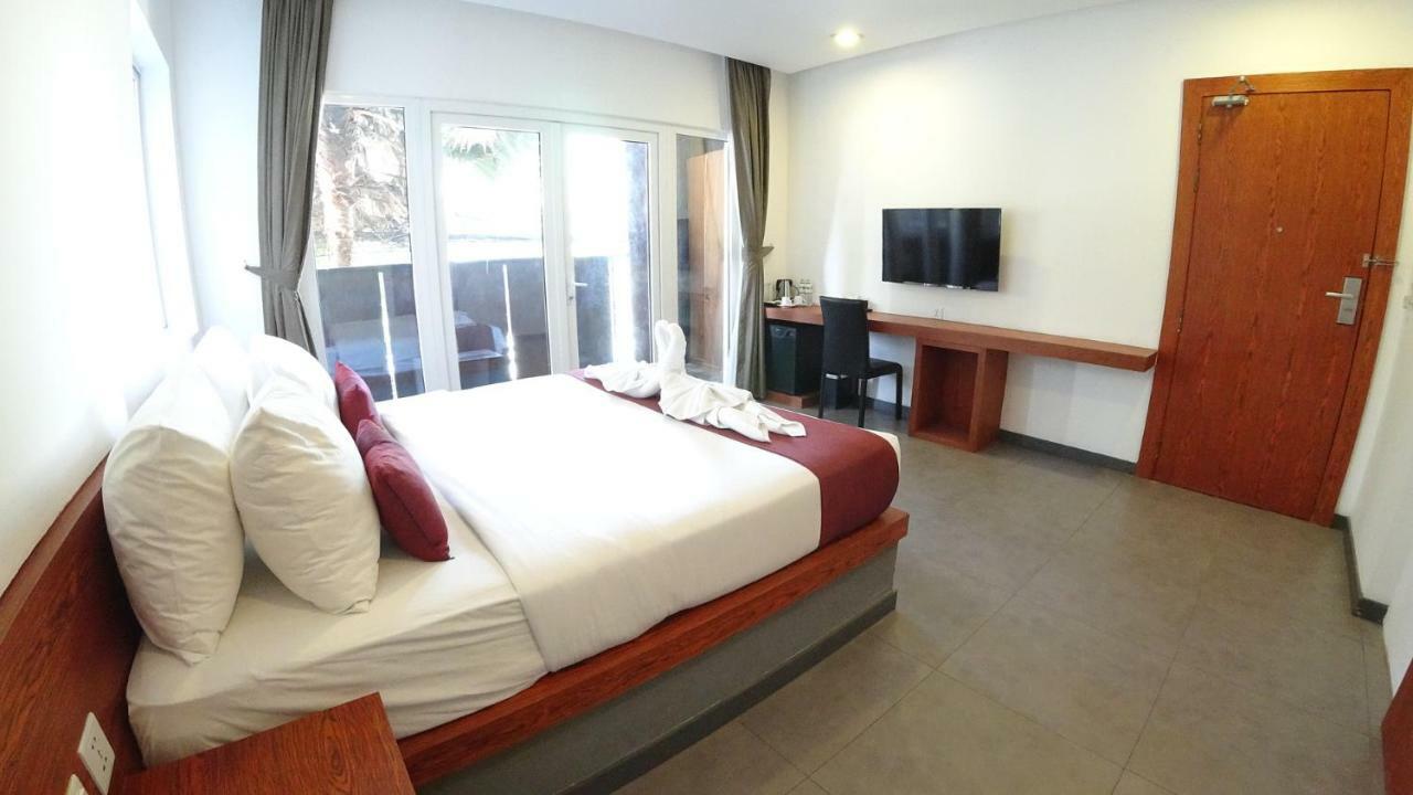 Hotel Records Phnom Penh Eksteriør bilde