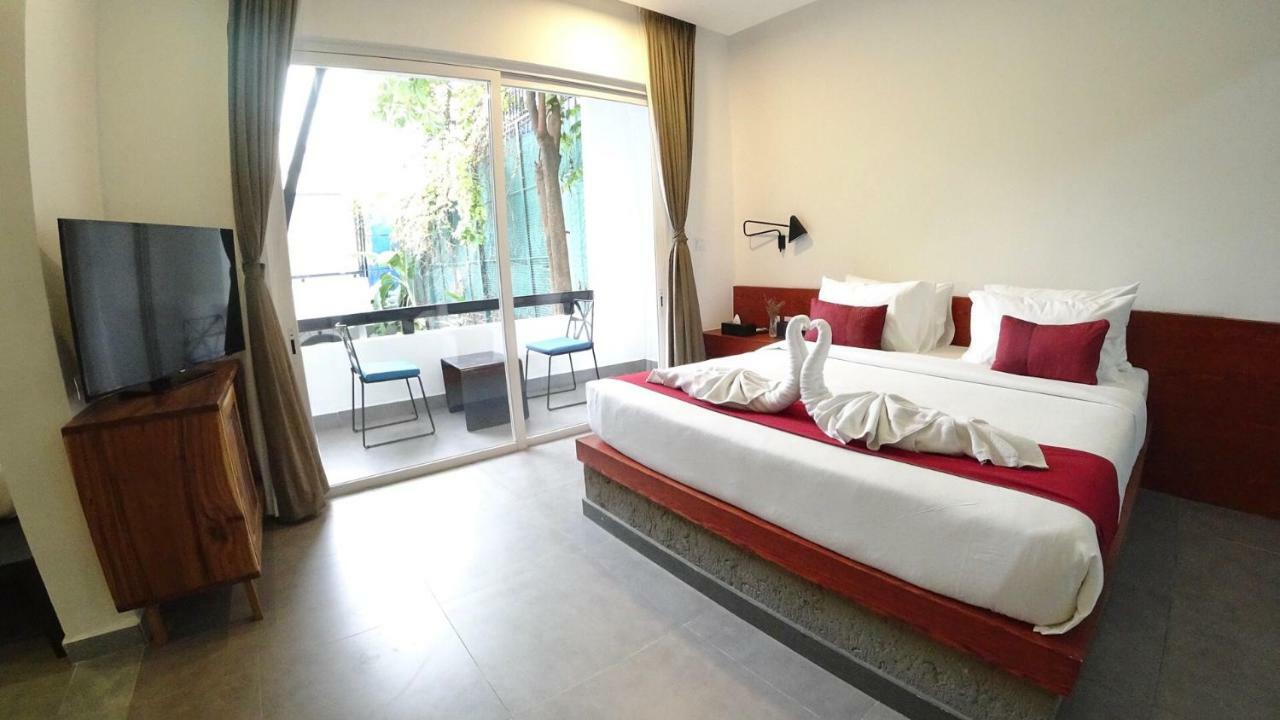 Hotel Records Phnom Penh Eksteriør bilde