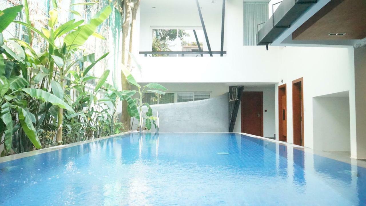 Hotel Records Phnom Penh Eksteriør bilde